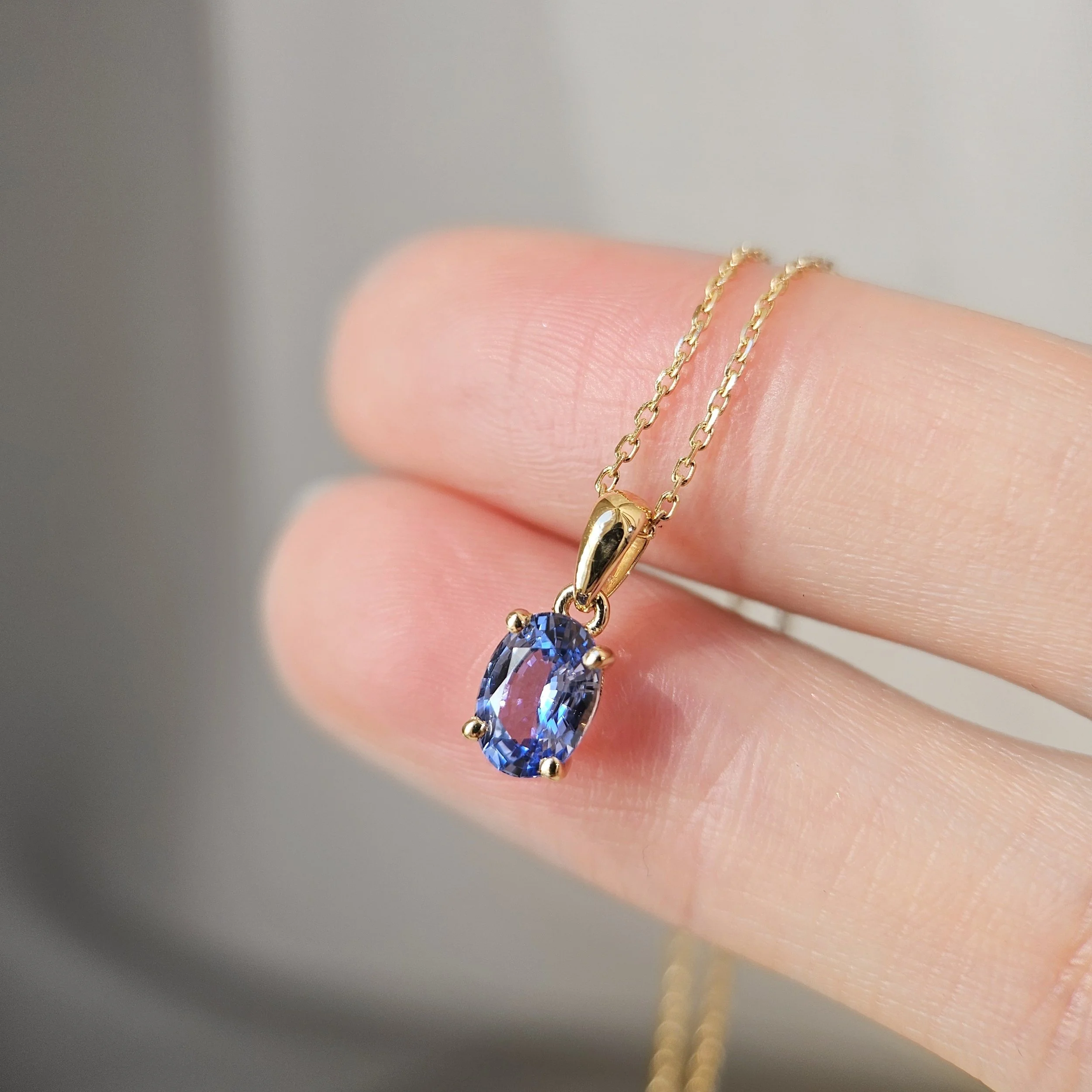 18K Leo Blue Sapphire Pendant — Lovélle Jewellery